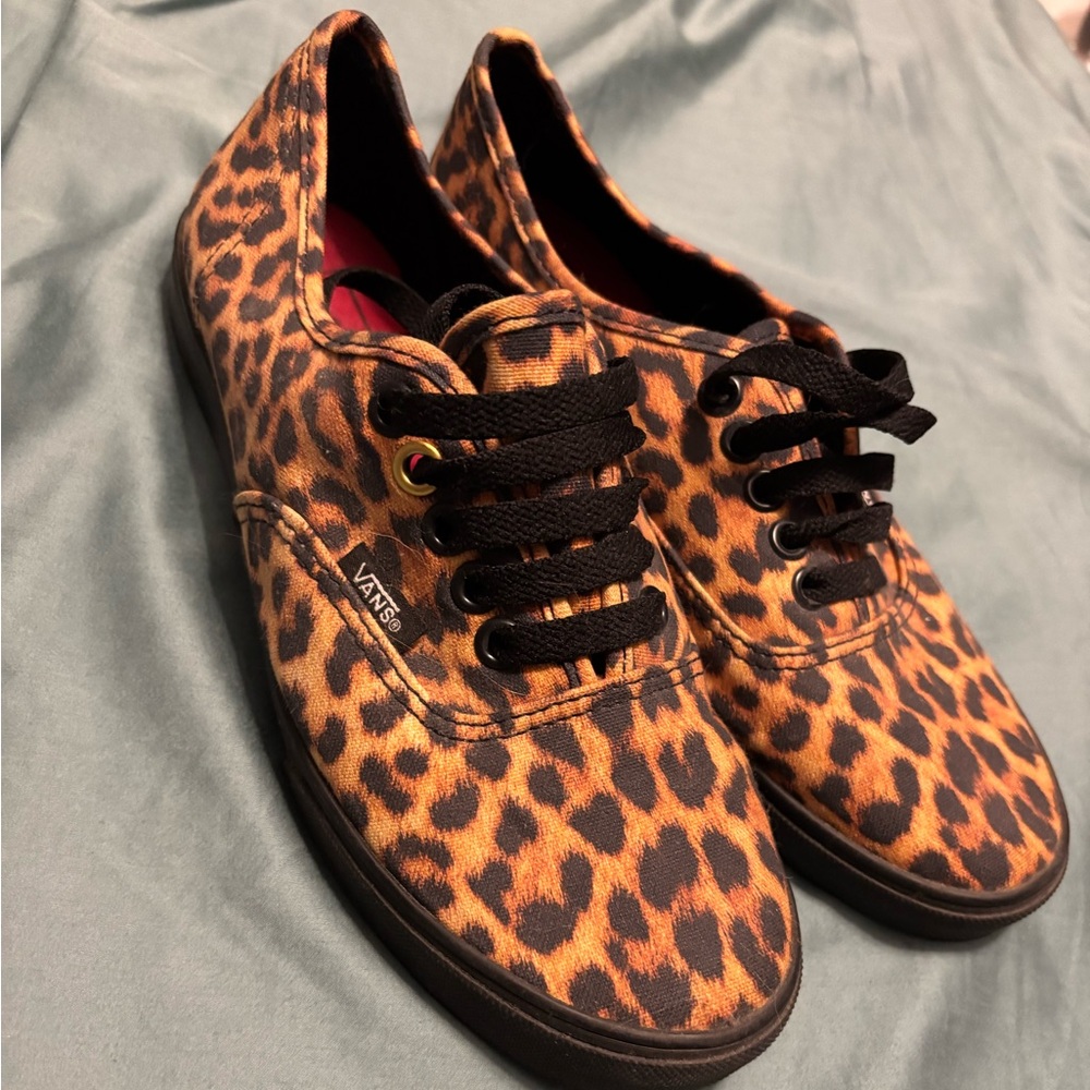 Vans Leopard Print Low-Top Sneakers - Orange & Black